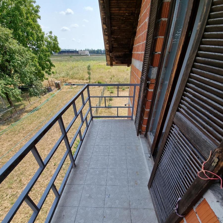 Kiki Privatne Sobe, Zagreb Airport Apartment เวลิคาโกริตซา ภายนอก รูปภาพ