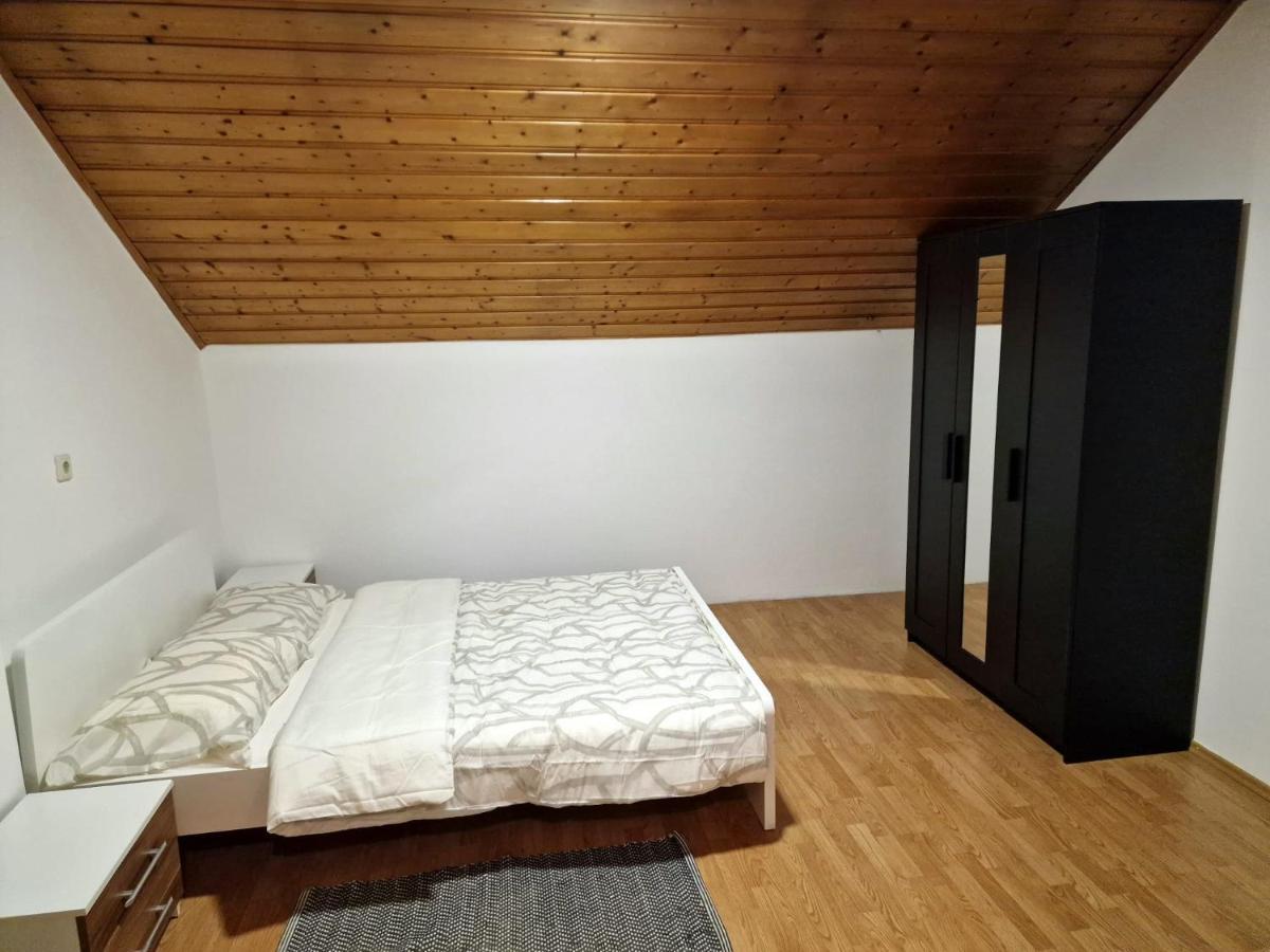 Kiki Privatne Sobe, Zagreb Airport Apartment เวลิคาโกริตซา ภายนอก รูปภาพ